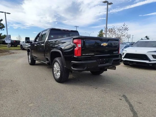 Chevrolet Silverado 3500Hd 2022 photo 4