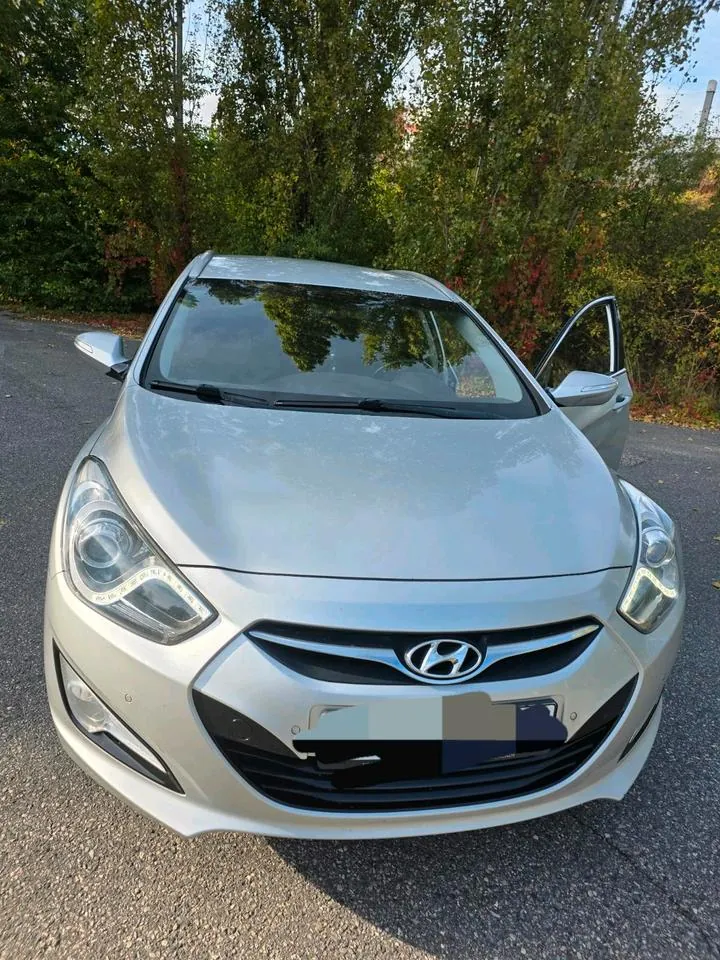 Hyundai I40