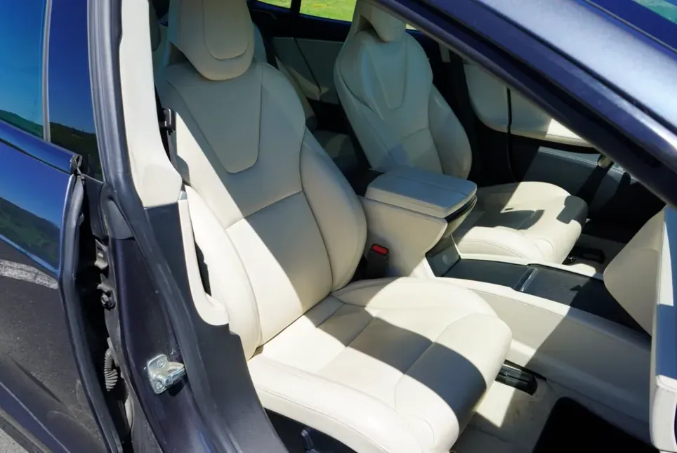 Tesla Model S 2017 photo 2