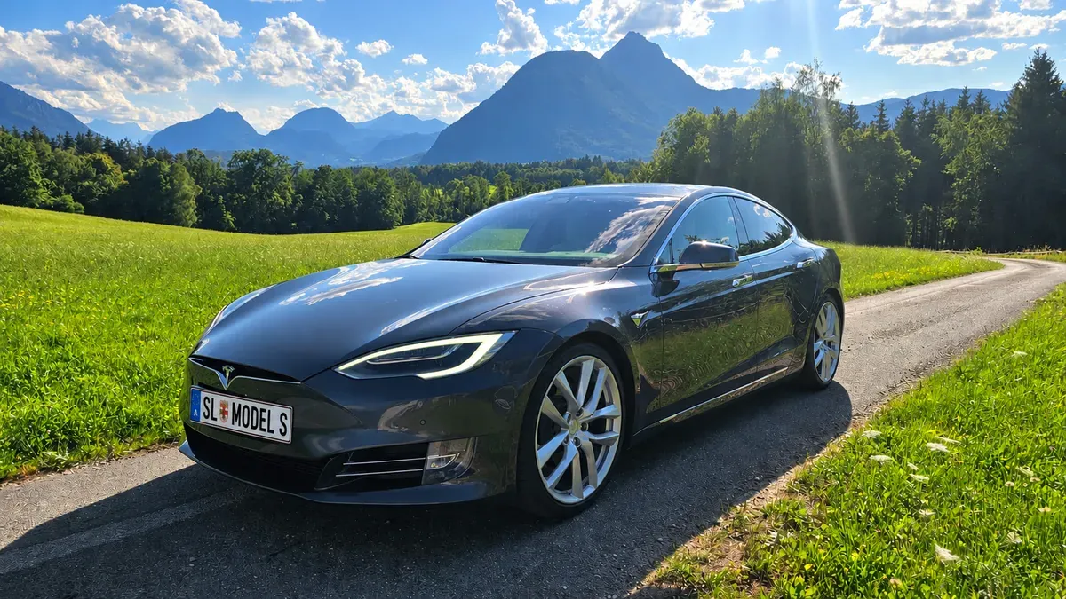 Tesla Model S