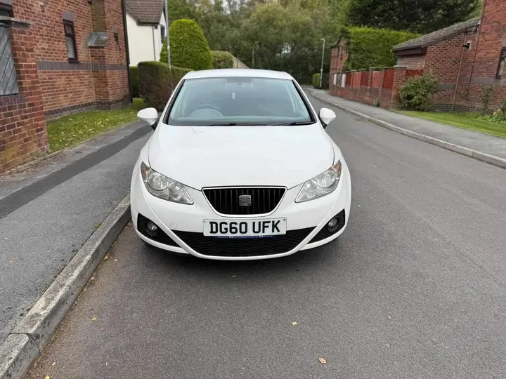 Seat Ibiza 2010 photo 2