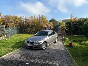 BMW 318I