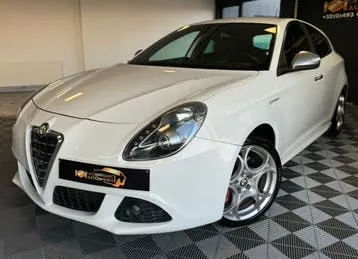 Alfa Romeo Giulietta 2010 photo 3