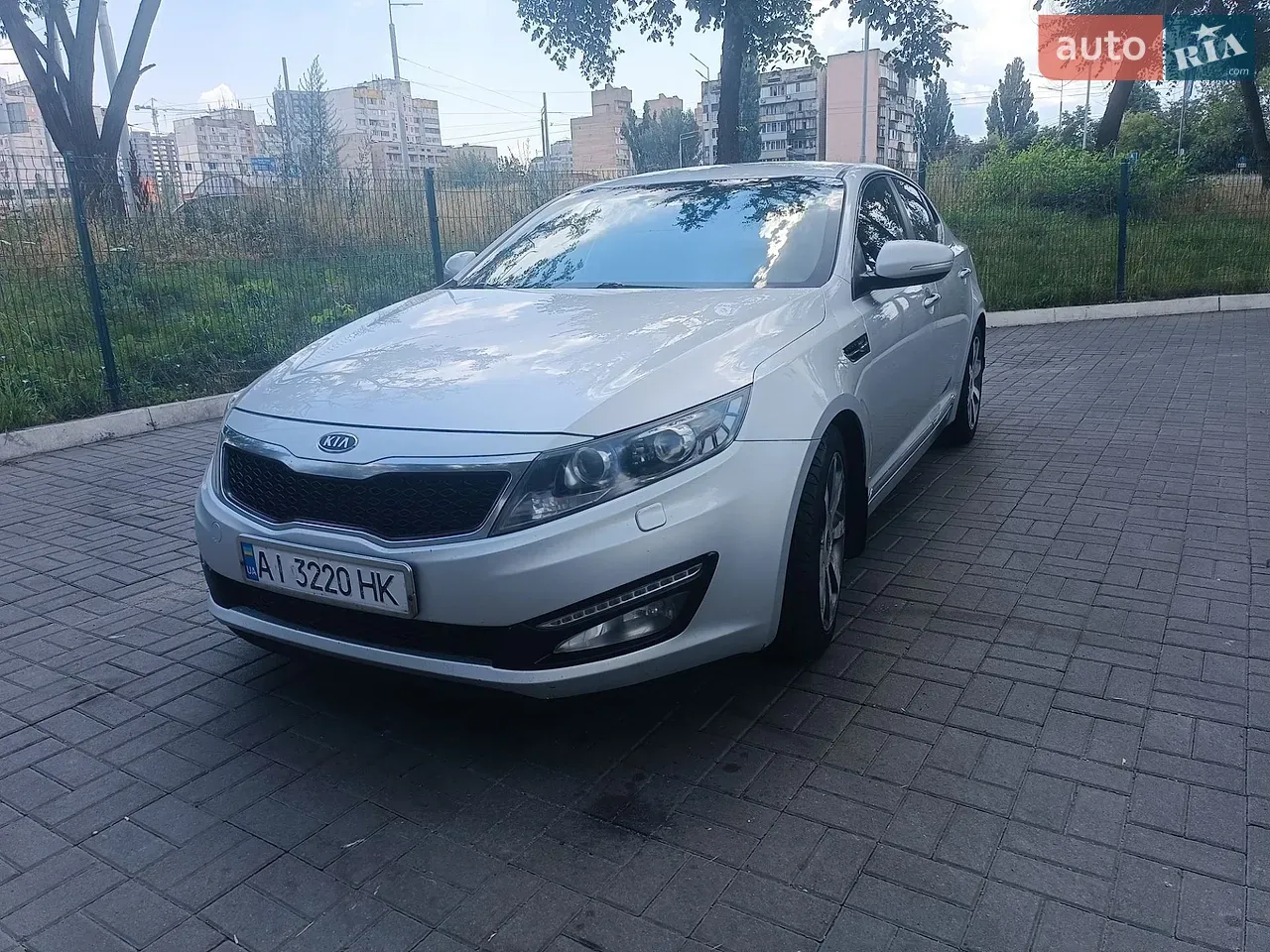 Kia Optima 2012 photo 2