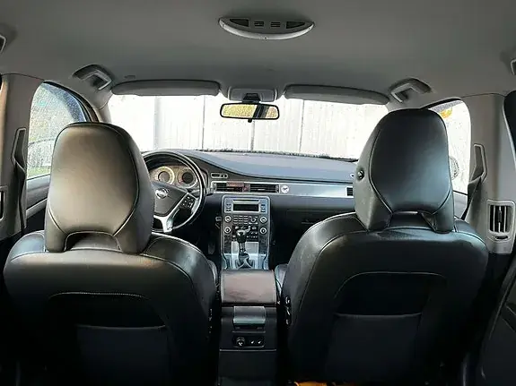 Volvo V70 2011 photo 5