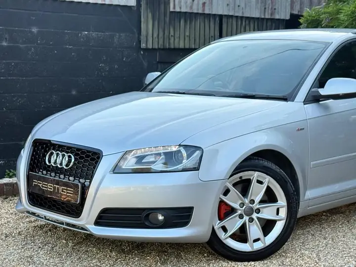 Audi A3 2011 photo 4
