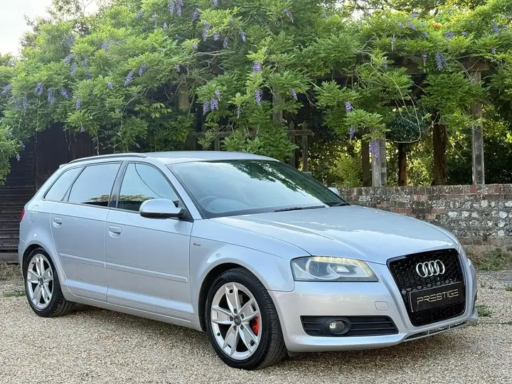 Audi A3 2011 photo 5