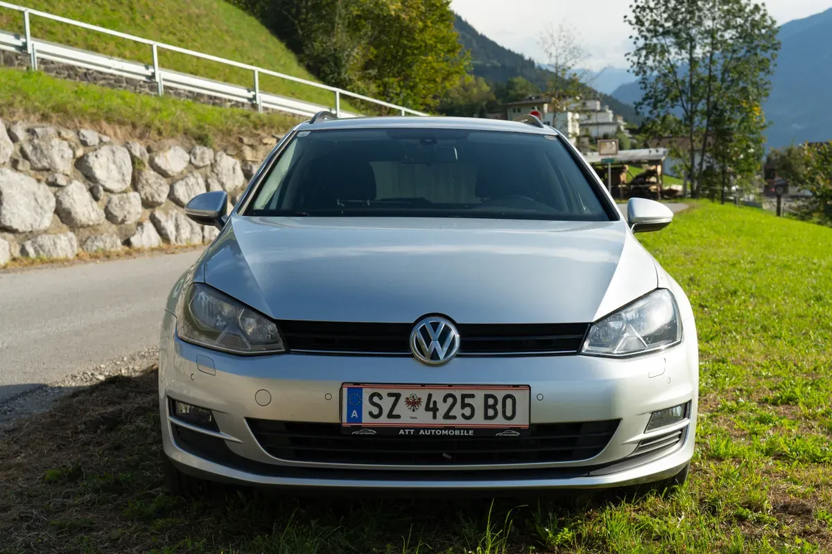 Volkswagen Golf 2017 photo 2