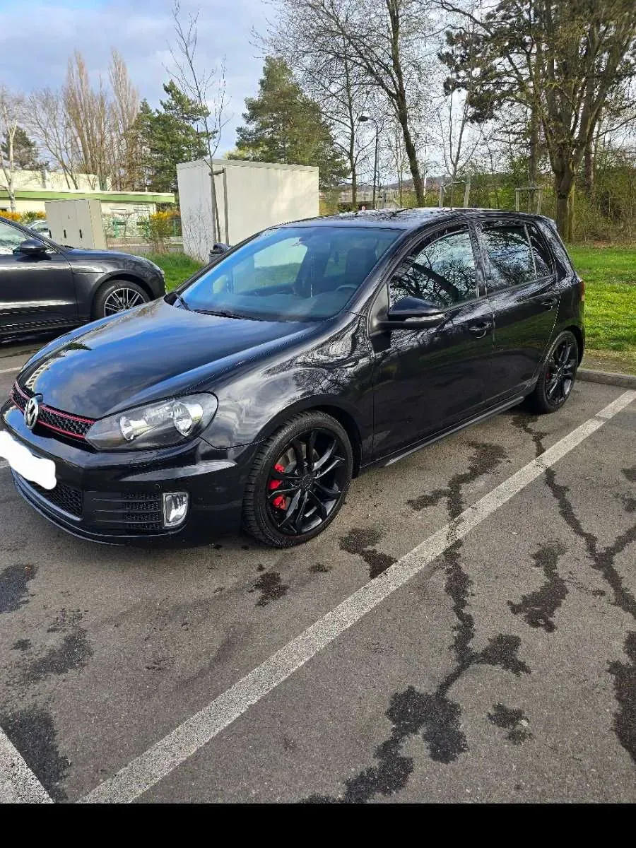 Volkswagen Golf 2009 photo 3