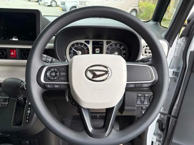Daihatsu Move Canbus 2026 photo 3