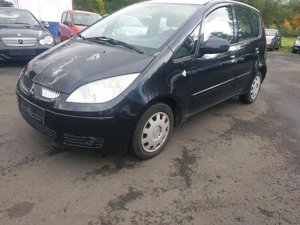 Mitsubishi Colt