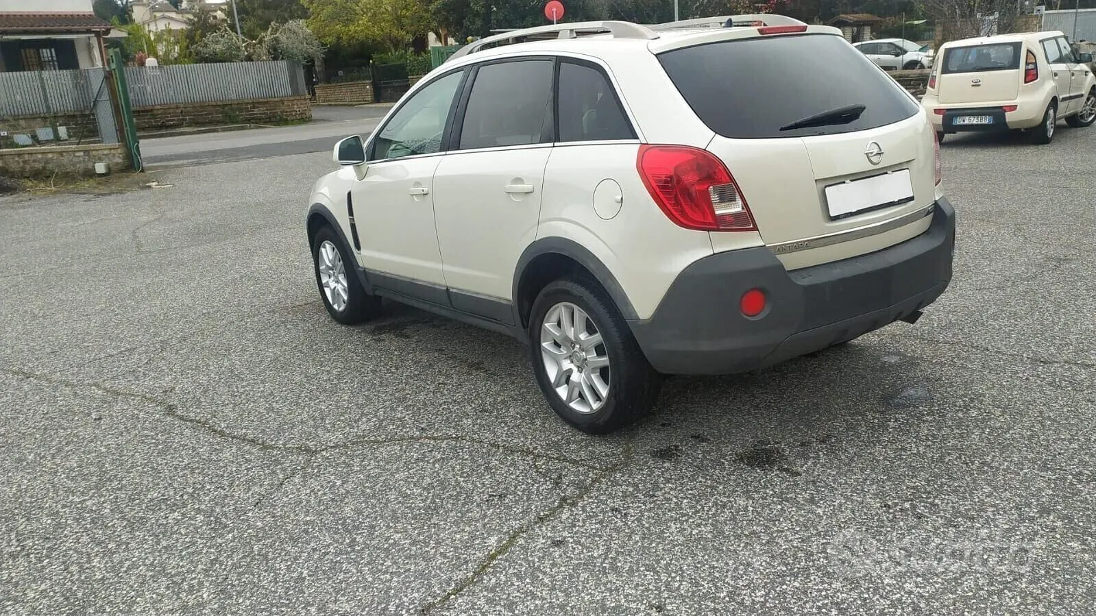 Opel Antara 2013 photo 2