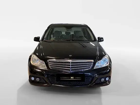 Mercedes-Benz 180 2012 photo 2