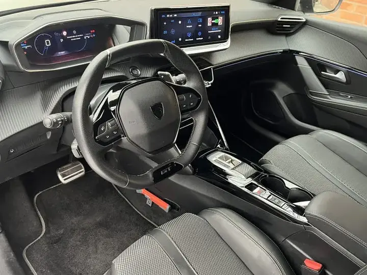 Peugeot 208 2025 photo 3