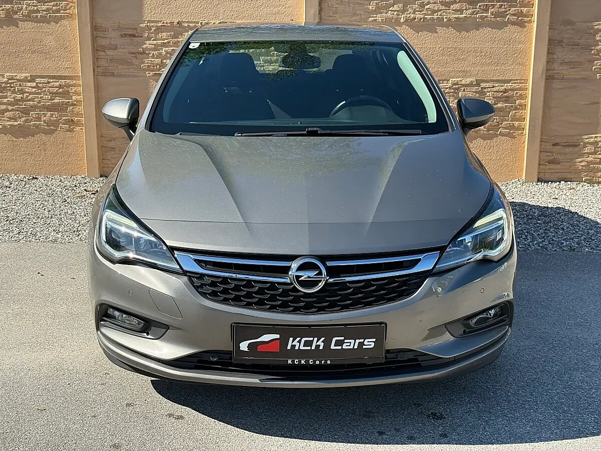 Opel Astra 2017 photo 2