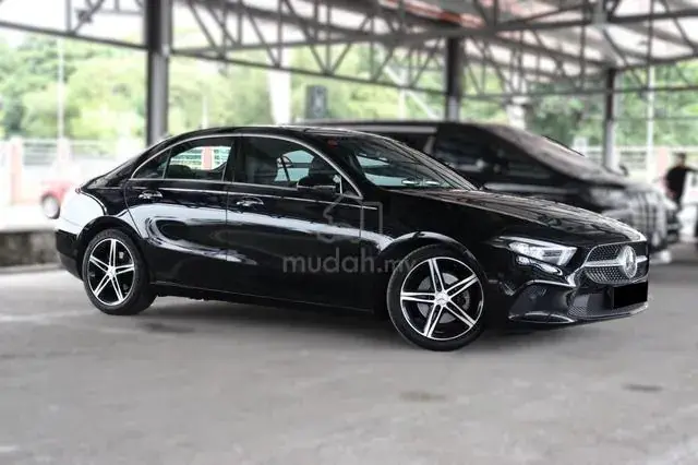 Mercedes-Benz A200