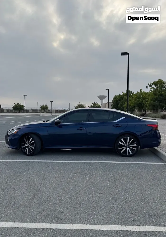 Nissan Altima 2022 photo 4