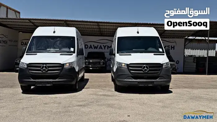 Mercedes-Benz Sprinter 2023 photo 2