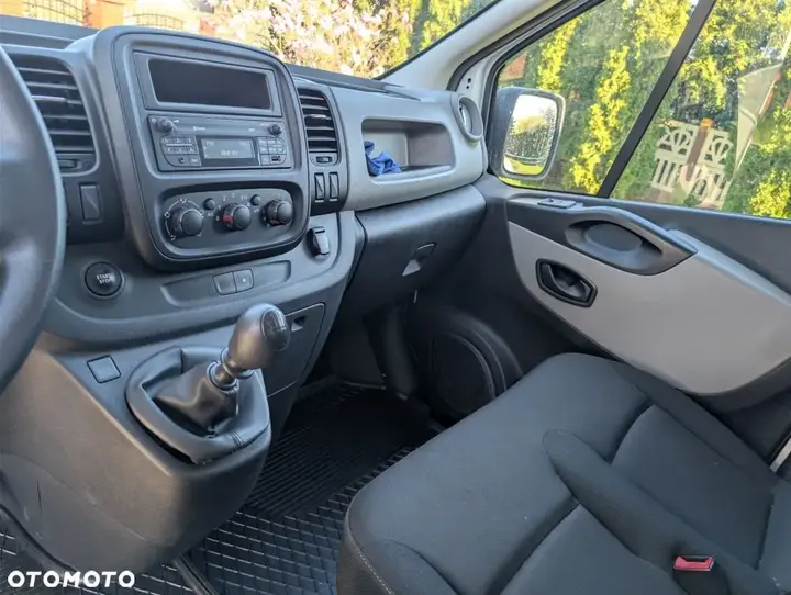 Renault Trafic 2018 photo 5