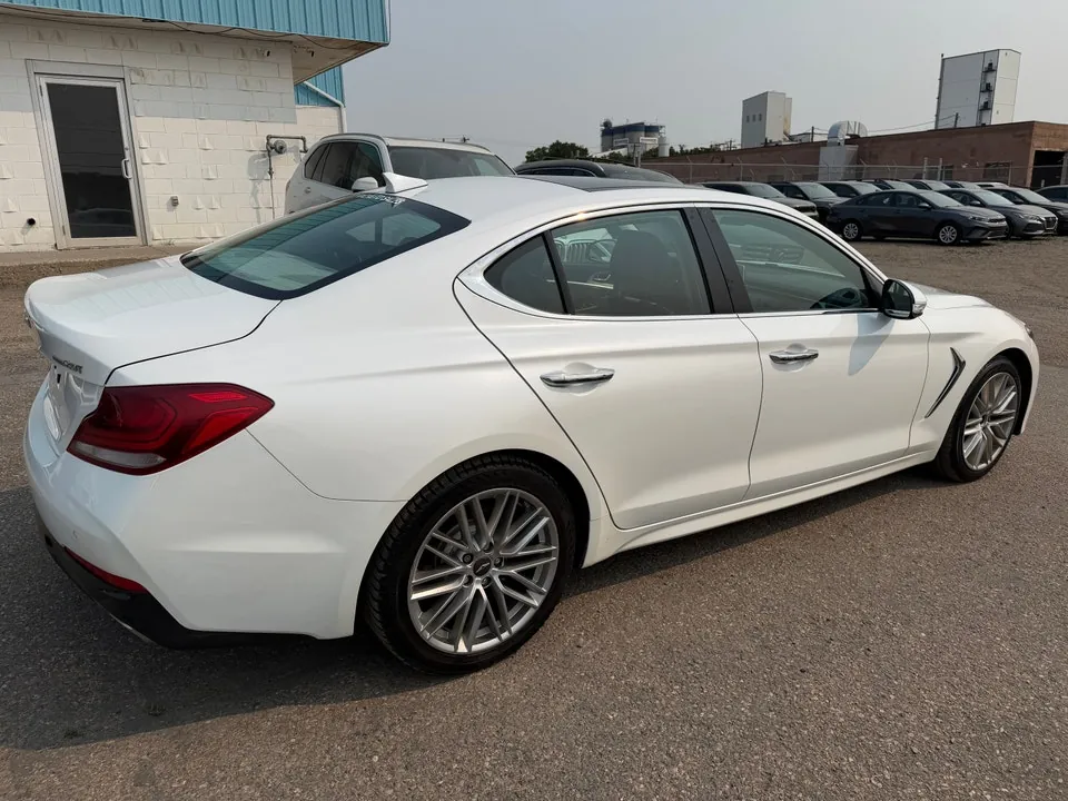 Genesis G70 2021 photo 2
