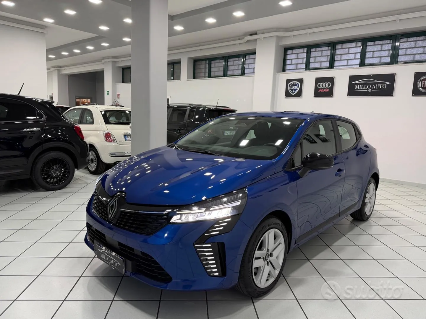 Renault Clio 2024 photo 2