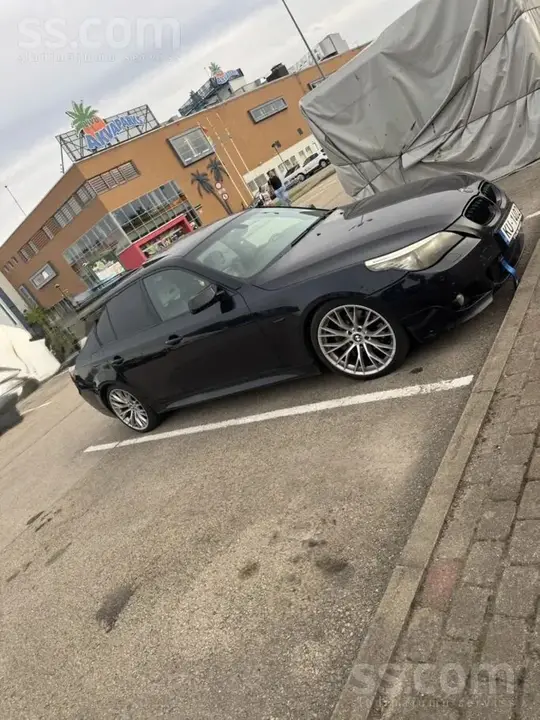 BMW 535D 2006 photo 2