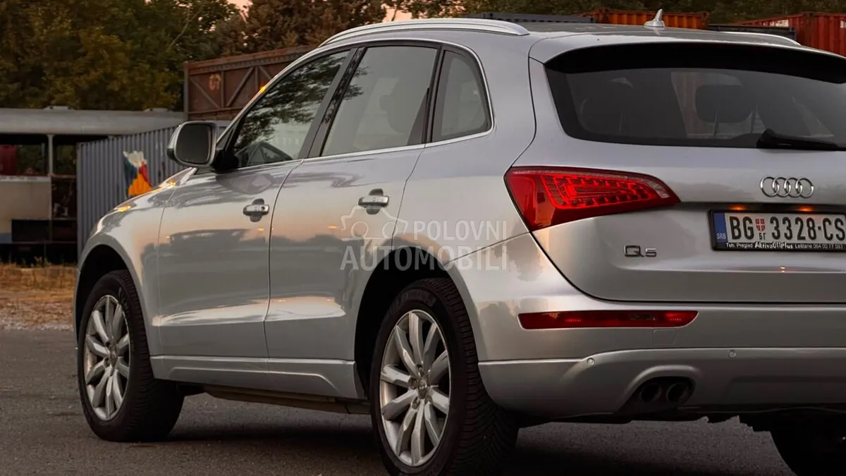 Audi Q5 2009 photo 3
