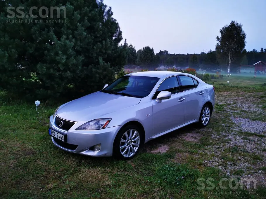 Lexus Is