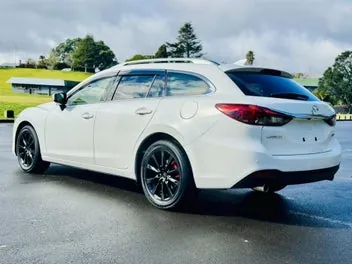 Mazda Atenza 2015 photo 3