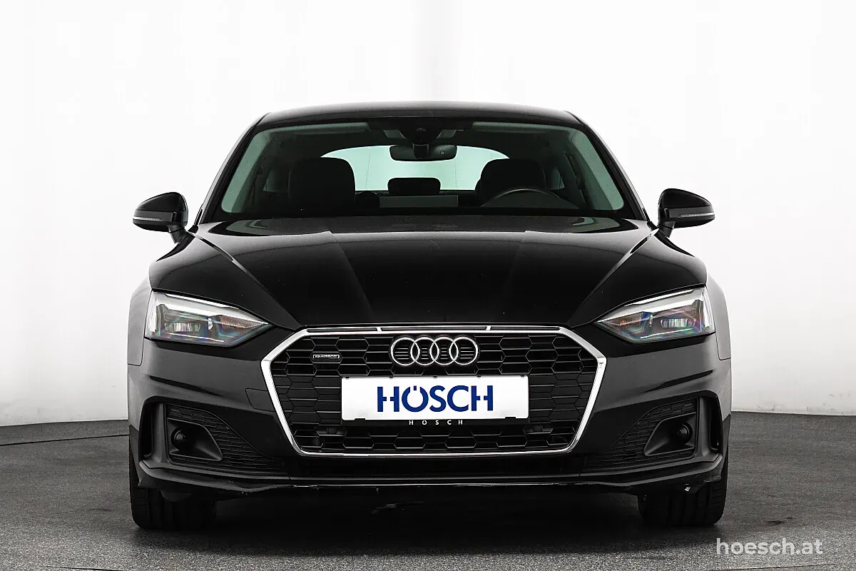 Audi A5 2022 photo 2