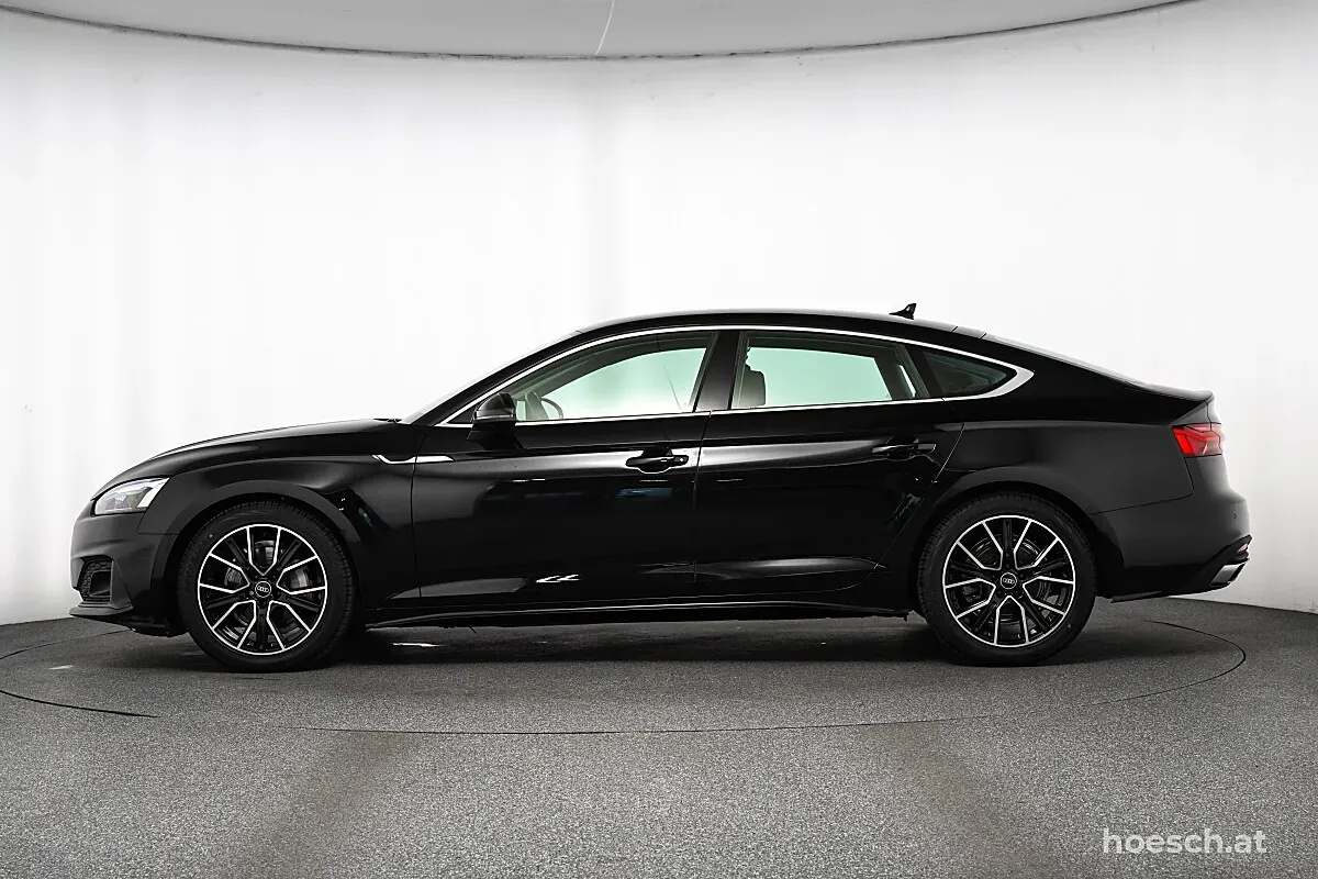 Audi A5 2022 photo 3