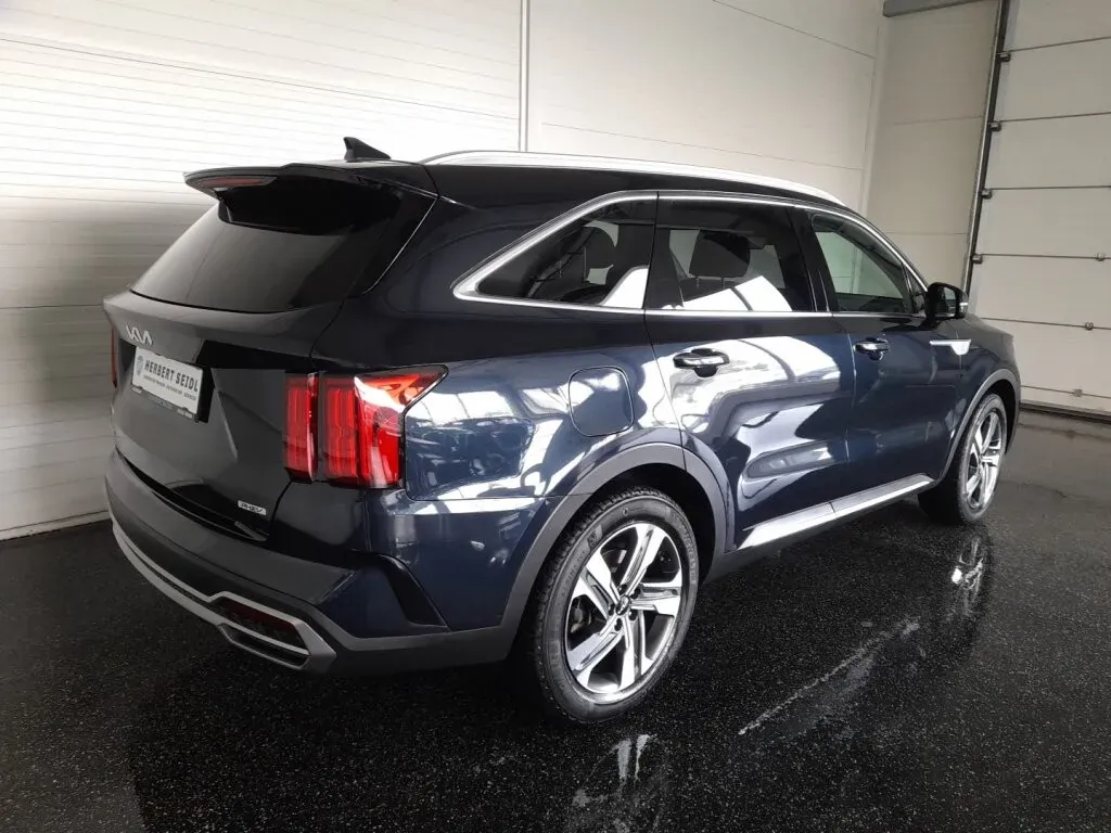 Kia Sorento 2023 photo 2