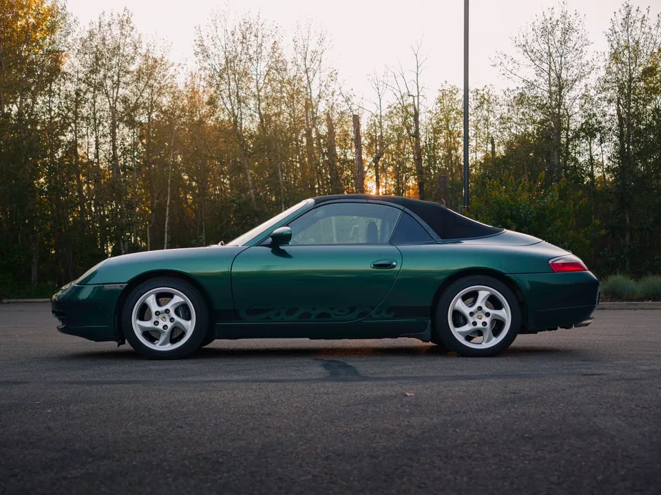 Porsche 911 2001 photo 2
