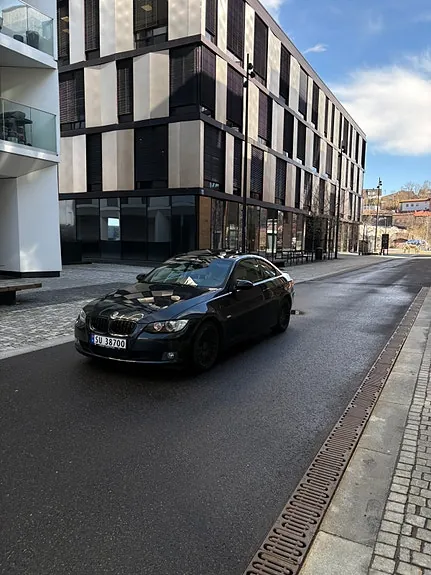 BMW 325I 2006 photo 2