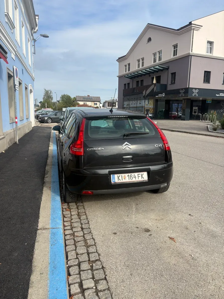 Citroen C4 2005 photo 2