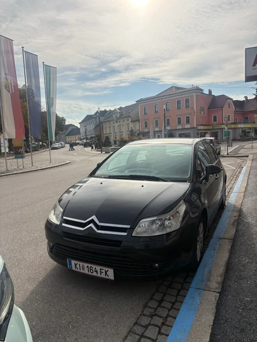 Citroen C4 2005 photo 3