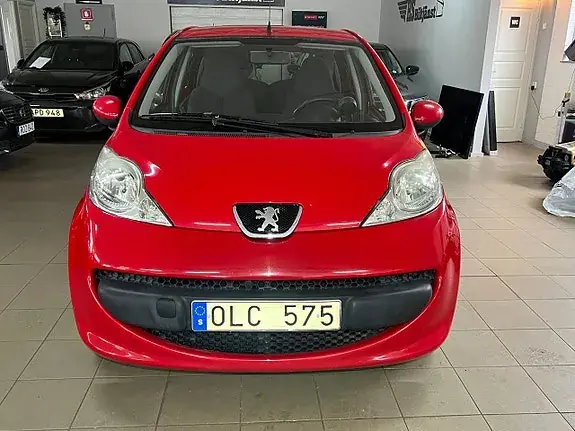 Peugeot 107 2008 photo 2