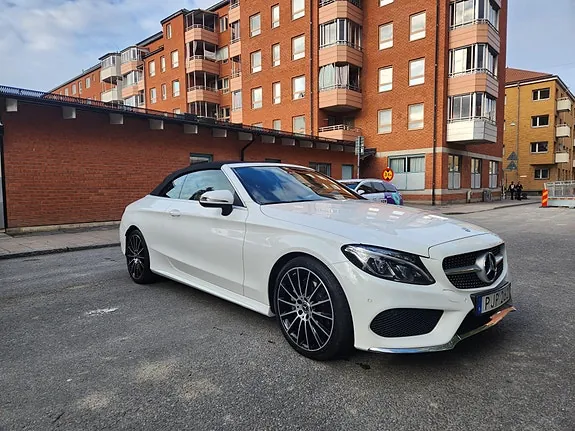 Mercedes-Benz C200 2017 photo 2