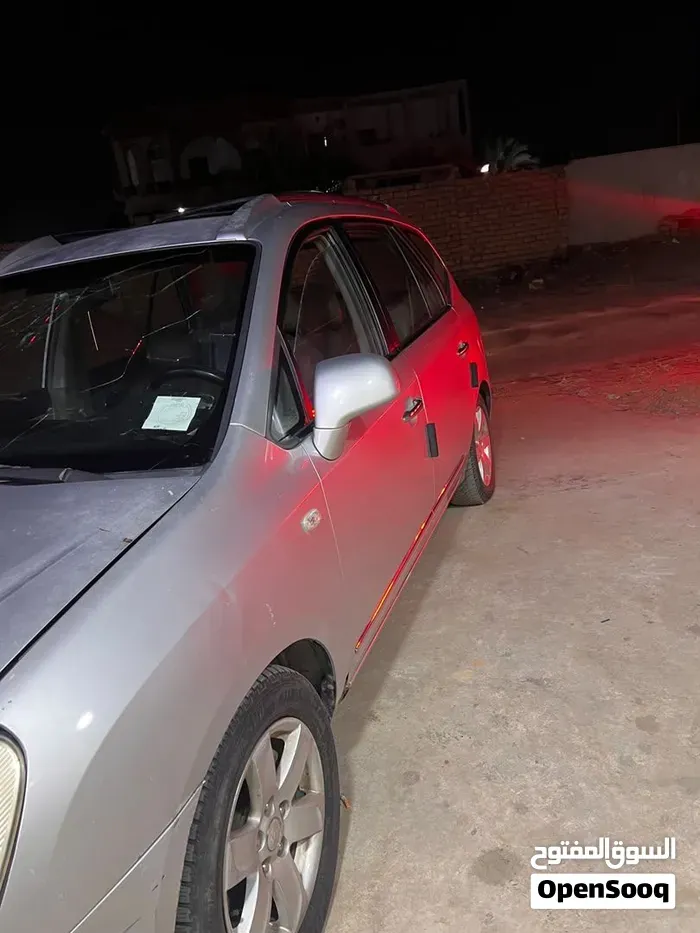 Kia Carens 2007 photo 5