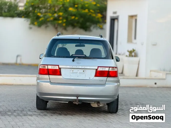 Kia Carens