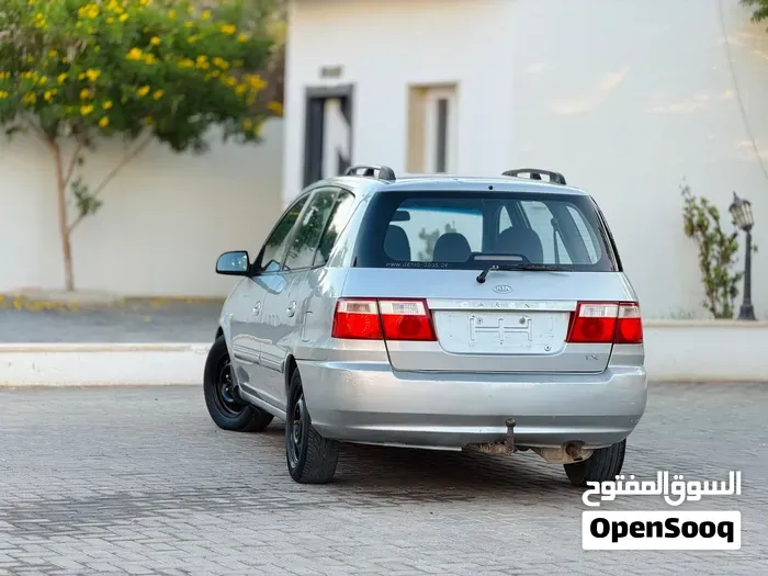 Kia Carens 2007 photo 2
