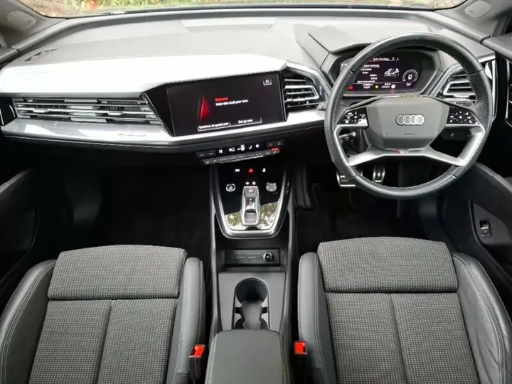 Audi Q4 E-Tron 2022 photo 3