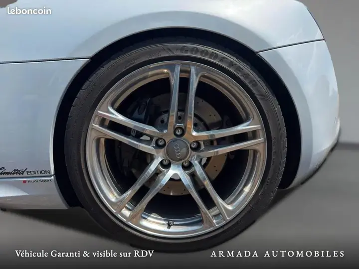 Audi R8 2012 photo 5