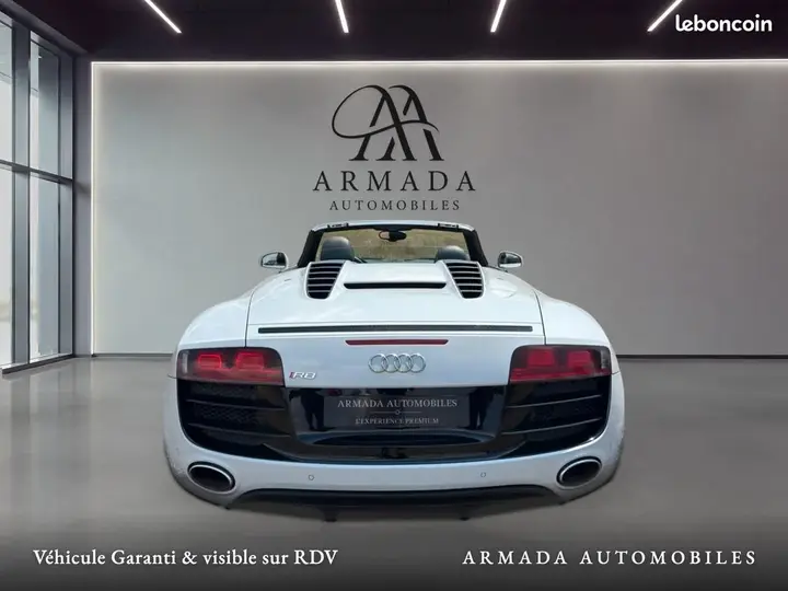 Audi R8 2012 photo 4