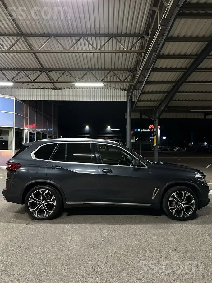 BMW X5 2022 photo 4