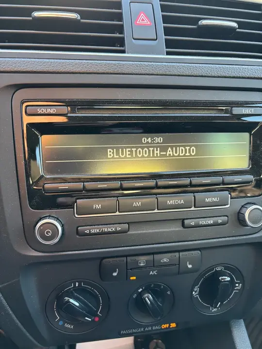 Volkswagen Jetta 2014 photo 4
