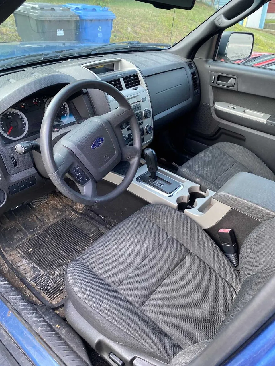 Ford Escape 2009 photo 4