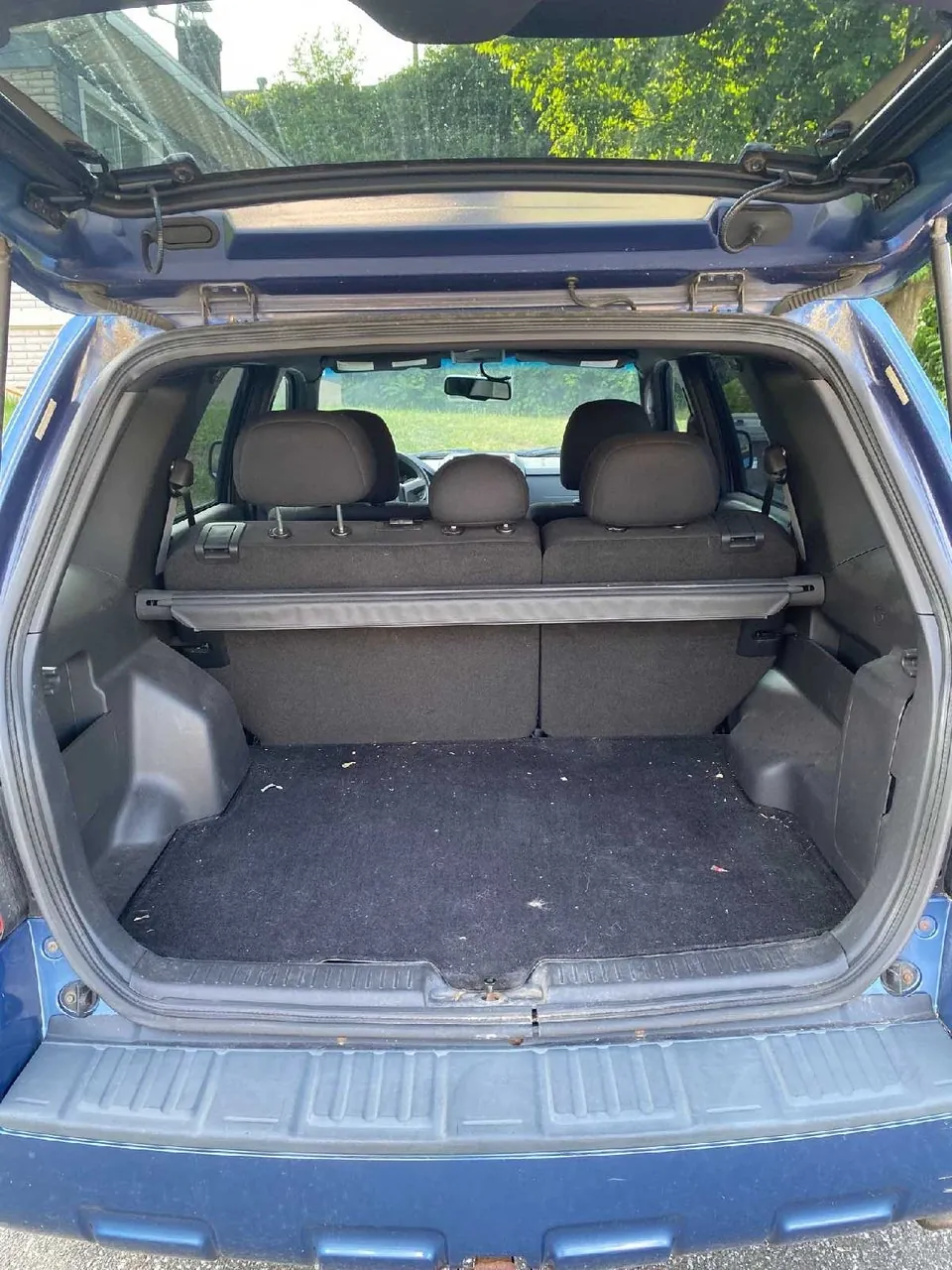 Ford Escape 2009 photo 2