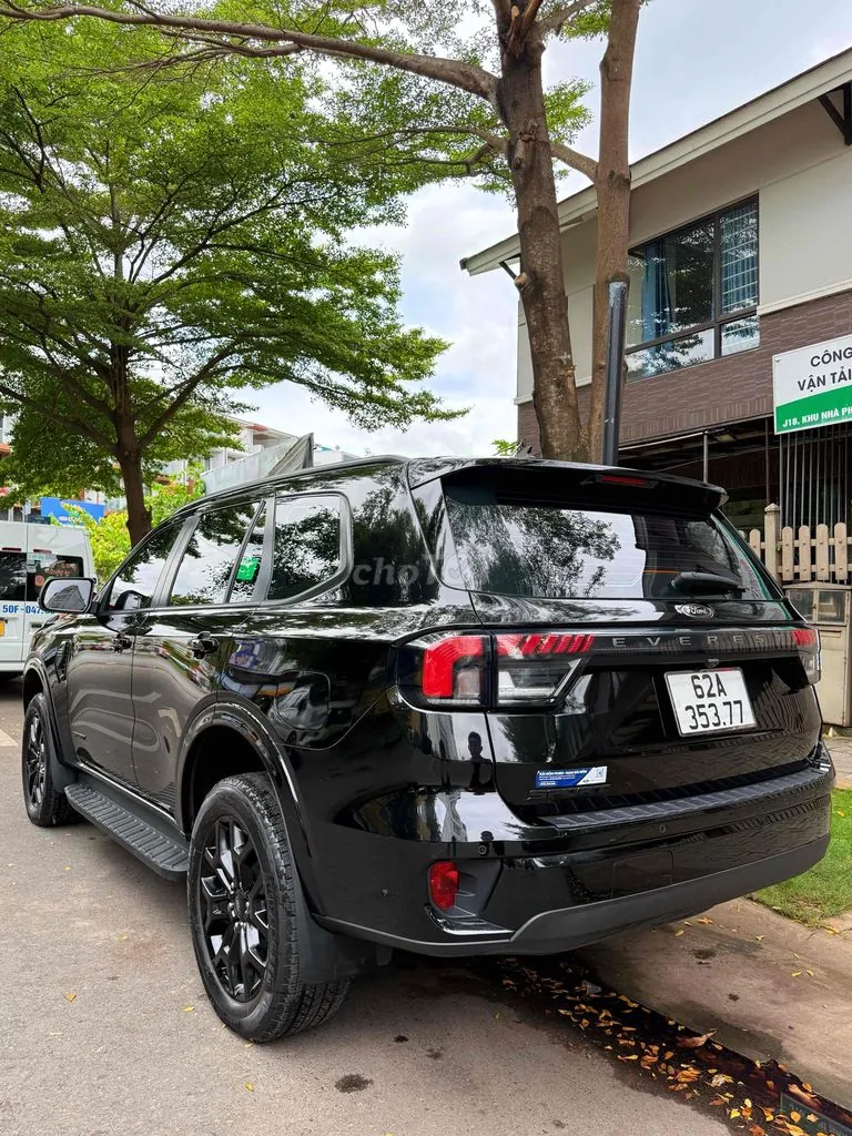 Ford Everest 2023 photo 4