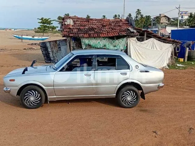 Toyota Corolla 1981 photo 2